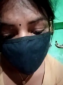 Manvi tyagi online show from October 2025 05:43:01 PM