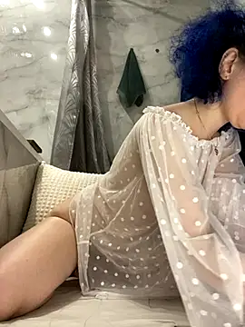 Kitty Kisss online show from November 2025 09:41:01 PM