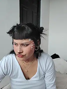 Eva Clark01 online show from October 2025 04:58:02 PM