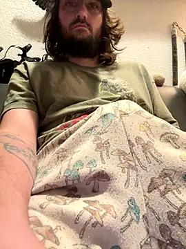 Snapshot of crashnasty chatting on October 2025 03:40:02 AM crashnasty online show from October 2025 03:40:02 AM