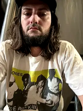 Snapshot of crashnasty chatting on September 2025 03:30:01 PM crashnasty online show from September 2025 03:30:01 PM