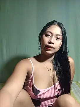 Snapshot of UrSweetAsianLady_02 chatting on July 2026 12:44:02 AM UrSweetAsianLady 02 online show from July 2026 12:44:02 AM