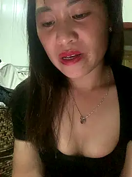 tuyetnhi-00 online show from September 2025 02:22:02 PM