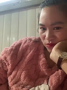 tuyetnhi-00 online show from December 2025 12:37:02 AM