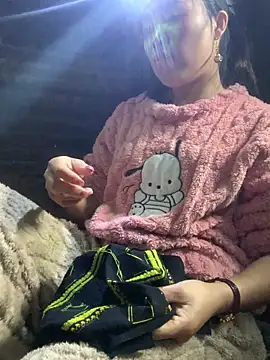 tuyetnhi-00 online show from December 2025 02:07:02 AM