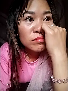 tuyetnhi-00 online show from October 2025 01:17:01 AM