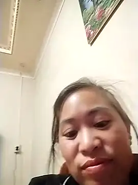 tuyetnhi-00 online show from September 2025 10:22:01 AM