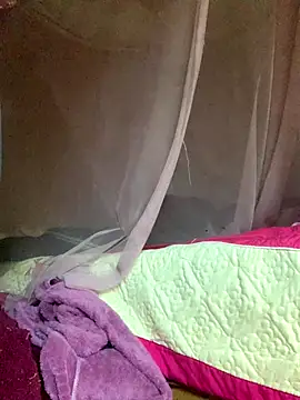 tuyetnhi-00 online show from September 2025 12:44:02 AM