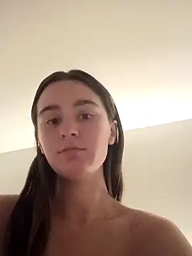freakylittlebitch69 online show from September 2025 03:01:01 PM