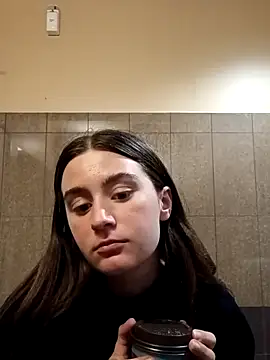 freakylittlebitch69 online show from September 2025 06:22:01 PM