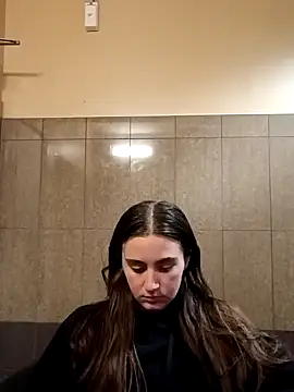 freakylittlebitch69 online show from September 2025 03:06:01 PM