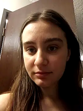 freakylittlebitch69 online show from October 2025 06:20:01 PM
