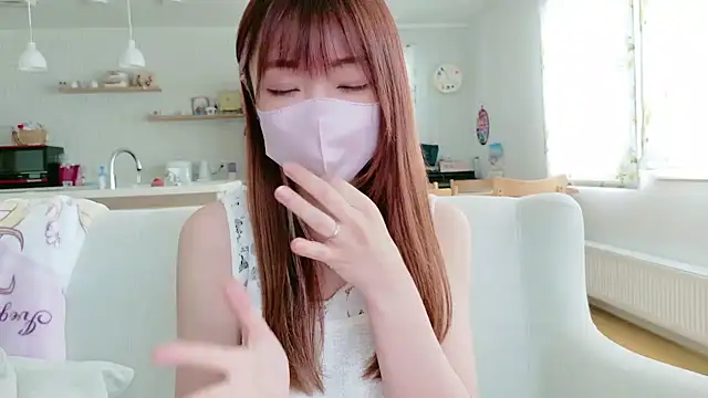 Snapshot of SUZU_1201 chatting on February 2026 02:20:02 AM SUZU 1201 online show from February 2026 02:20:02 AM