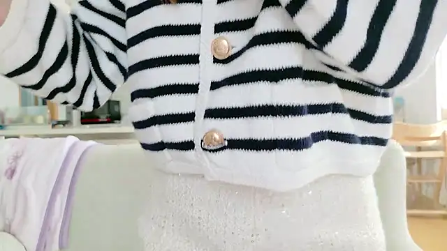 Snapshot of SUZU_1201 chatting on February 2026 01:29:01 AM SUZU 1201 online show from February 2026 01:29:01 AM