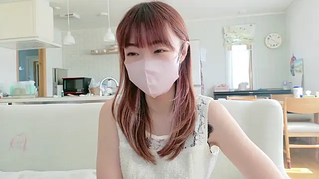 Snapshot of SUZU_1201 chatting on May 2026 01:19:02 AM SUZU 1201 online show from May 2026 01:19:02 AM