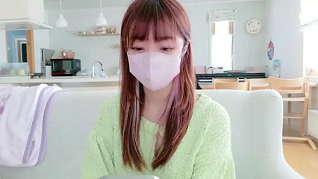 Snapshot of SUZU_1201 chatting on February 2026 01:19:01 AM SUZU 1201 online show from February 2026 01:19:01 AM