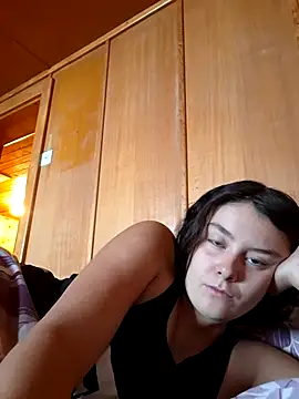 YoungLiisaxx online show from September 2025 06:19:01 AM