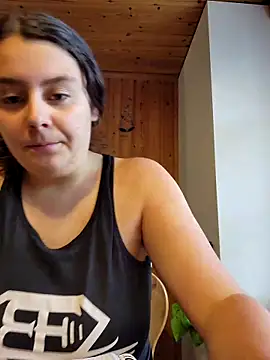 YoungLiisaxx online show from October 2025 08:14:02 AM
