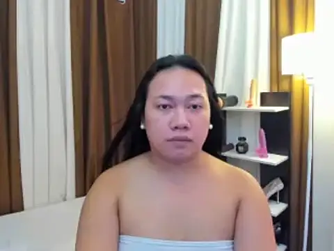 TsUncutKaren online show from November 2025 05:30:02 AM