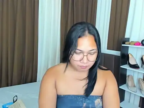TsUncutKaren online show from September 2025 06:47:01 AM