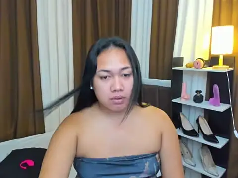 TsUncutKaren online show from October 2025 04:13:01 AM