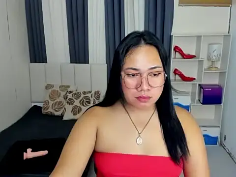 TsUncutKaren online show from January 2026 05:14:02 AM