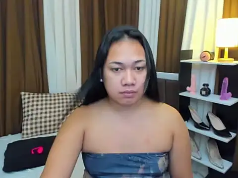 TsUncutKaren online show from October 2025 05:09:01 AM