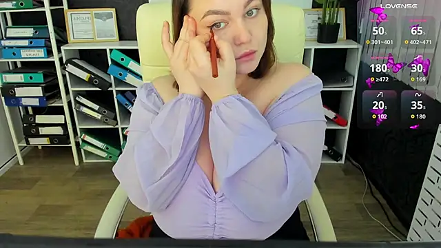  feel me  online show from December 2025 02:00:02 AM