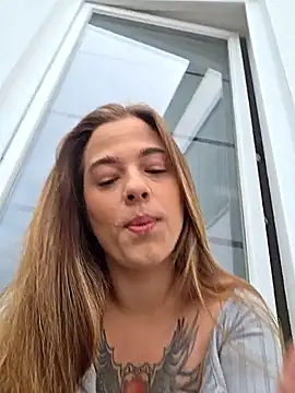 Snapshot of Luna_Lynn chatting on May 2026 10:52:01 AM Luna Lynn online show from May 2026 10:52:01 AM