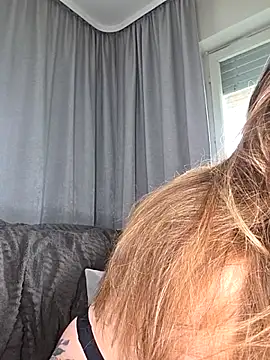 Luna Lynn online show from March 2026 09:49:01 AM