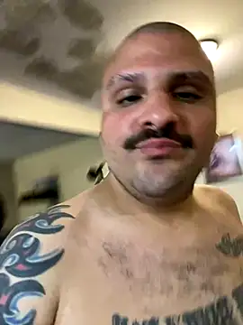 Snapshot of JacksonTheBull chatting on November 2025 08:07:01 AM JacksonTheBull online show from November 2025 08:07:01 AM