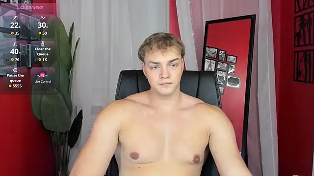 ChaseMuscular online show from December 2025 08:47:01 PM