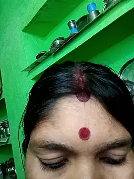 Priya tyagi online show from October 2025 03:14:02 PM