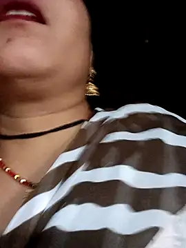 Priya tyagi online show from October 2025 10:34:01 AM