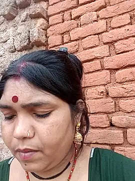 Priya tyagi online show from October 2025 11:00:02 AM