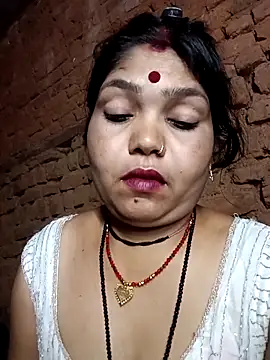 Priya tyagi online show from September 2025 06:48:01 PM