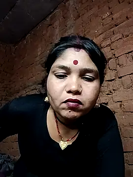 Priya tyagi online show from October 2025 04:04:01 PM