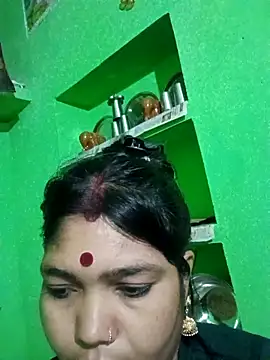 Priya tyagi online show from October 2025 11:29:02 PM