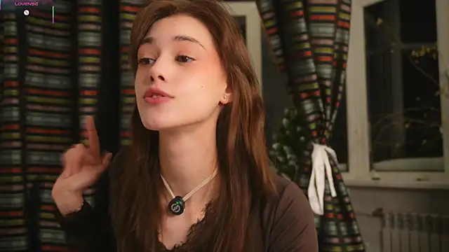 ttragedienne online show from December 2025 02:24:01 AM