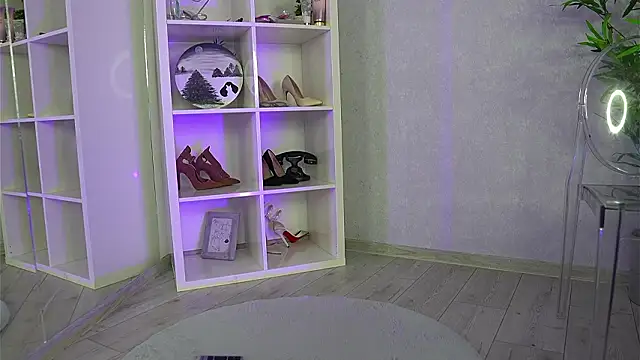 EveWilder online show from February 2026 05:47:01 AM