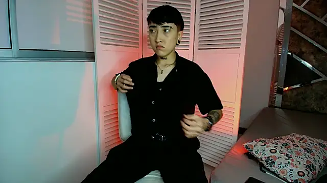 Snapshot of Eryx_Eriscor chatting on November 2025 02:10:01 PM Eryx Eriscor online show from November 2025 02:10:01 PM