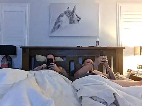 Snapshot of brokecountrylads chatting on October 2025 10:28:01 AM brokecountrylads online show from October 2025 10:28:01 AM