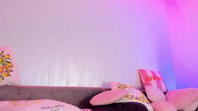 RileyNox online show from January 2026 09:31:01 PM