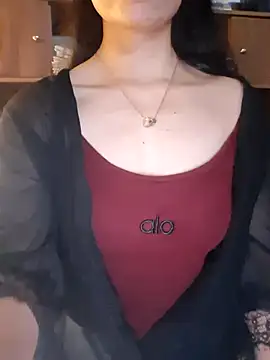 LazdyLy online show from October 2025 12:33:02 AM