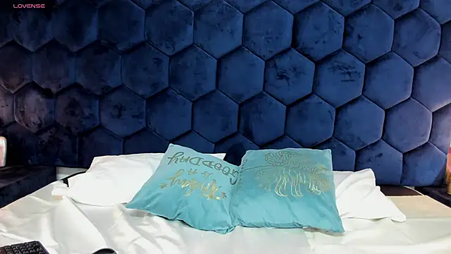 lustydoll vc online show from September 2025 12:25:02 PM