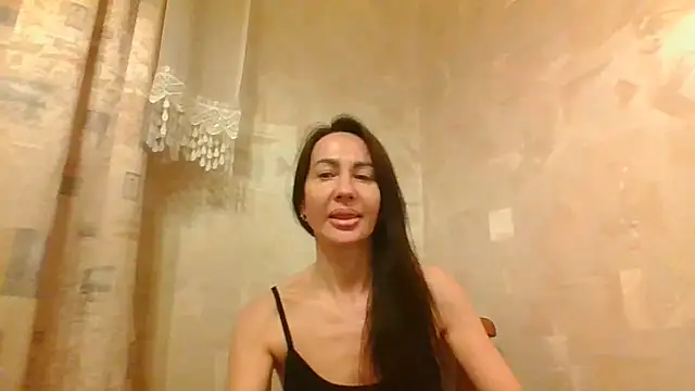 Snapshot of Velyshaa chatting on November 2025 07:52:02 PM Velyshaa online show from November 2025 07:52:02 PM