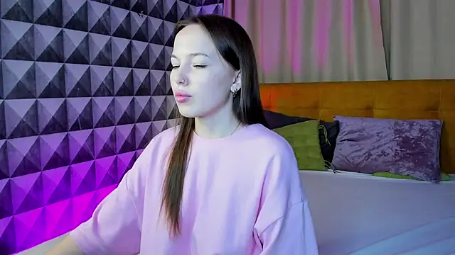 Maria Solis online show from October 2025 11:18:02 PM