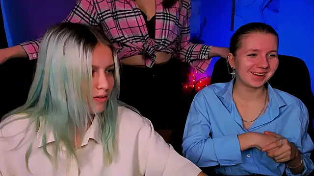 gloria bubble online show from November 2025 10:16:02 AM