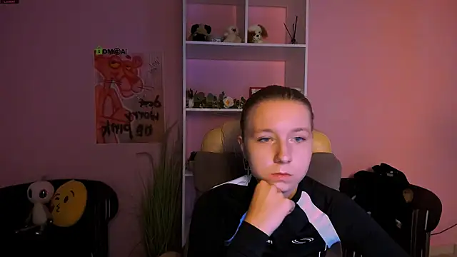 gloria bubble online show from September 2025 05:17:01 AM