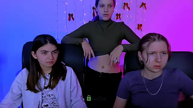 gloria bubble online show from February 2026 08:18:01 PM